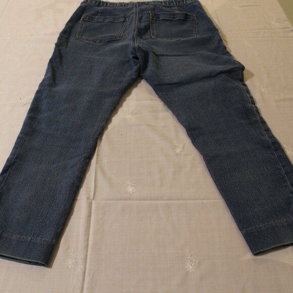 JEANS-005 - Picture 2 of 4